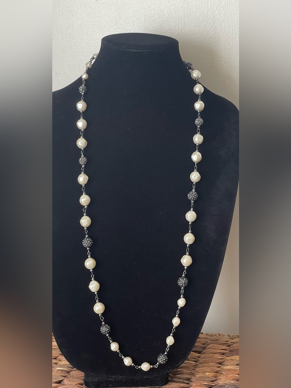Liz Claiborne Faux  Pearl and Gunmetal Necklace. Black - gray rhinestone
